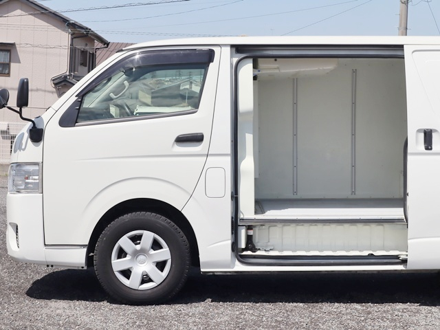 中温冷蔵冷凍車-7℃ 積載1150kg TECS 東海特装車|中古トラックの販売・買取・査定のアイナビ