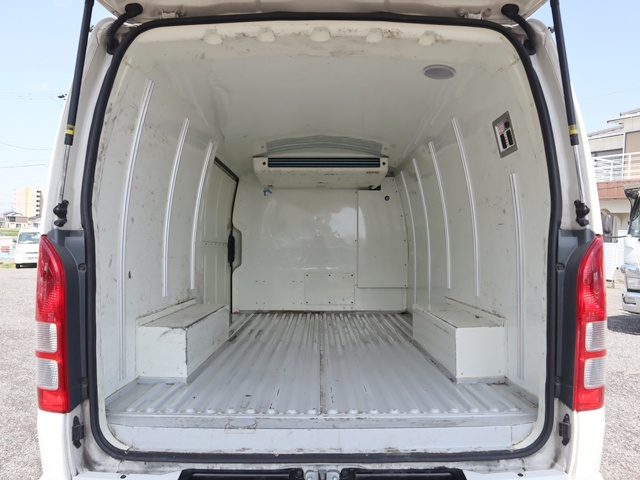 中温冷蔵冷凍車-7℃ 積載1150kg TECS 東海特装車|中古トラックの販売・買取・査定のアイナビ