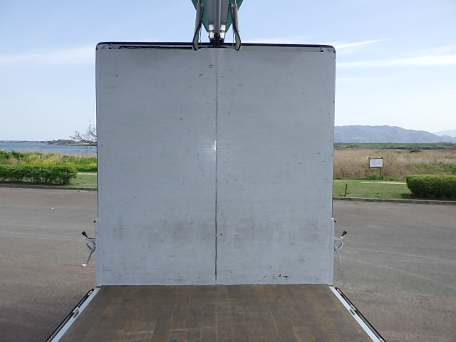 日野平成30年式☆格納ゲート付きウィング☆27万キロ代|中古トラックの販売・買取・査定のアイナビ