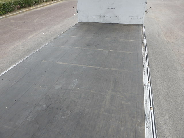 いすゞ令和3年☆格納ゲート付きウィング☆|中古トラックの販売・買取・査定のアイナビ