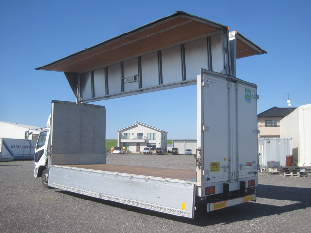 6700ボディワイド積載量2850㎏|中古トラックの販売・買取・査定のアイナビ