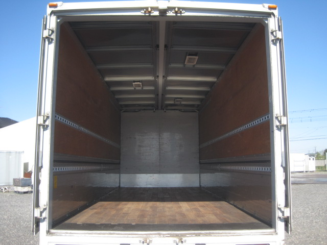 6700ボディワイド積載量2850㎏|中古トラックの販売・買取・査定のアイナビ