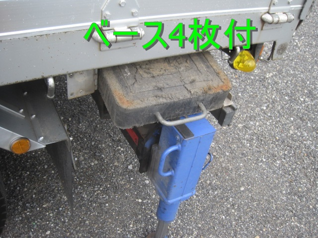 ワイド車ラジコン付リアジャッキ付2.9吊りアルミアオリ|中古トラックの販売・買取・査定のアイナビ