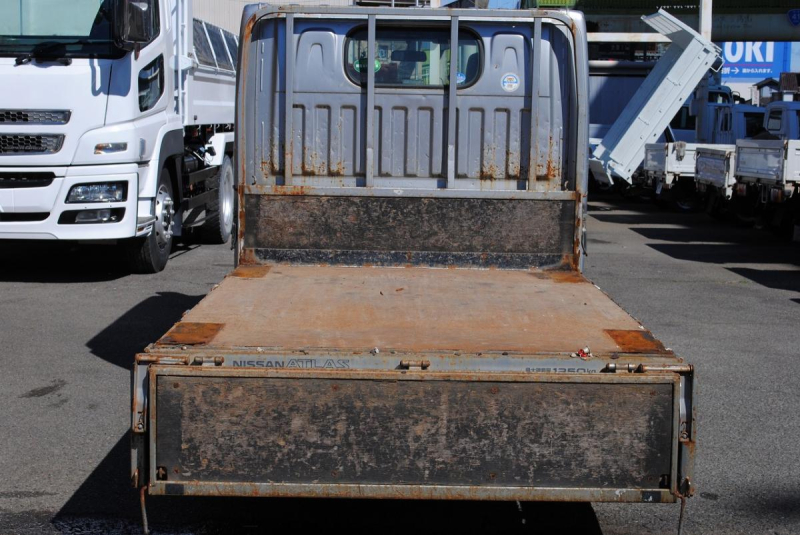 H23 アトラス Wキャブ平ボディ 積載1.25t|中古トラックの販売・買取・査定のアイナビ