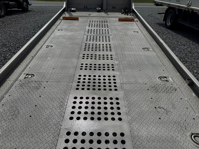 平成16年式☆三菱キャンター車検付き 2t積載車 ラジコン|中古トラックの販売・買取・査定のアイナビ