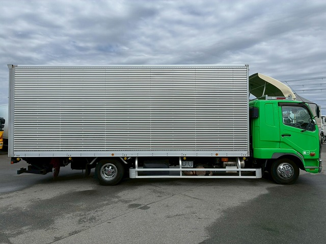 フルキャブ/ベッド付き240馬力ラッシング3段6速MT4t8t|中古トラックの販売・買取・査定のアイナビ