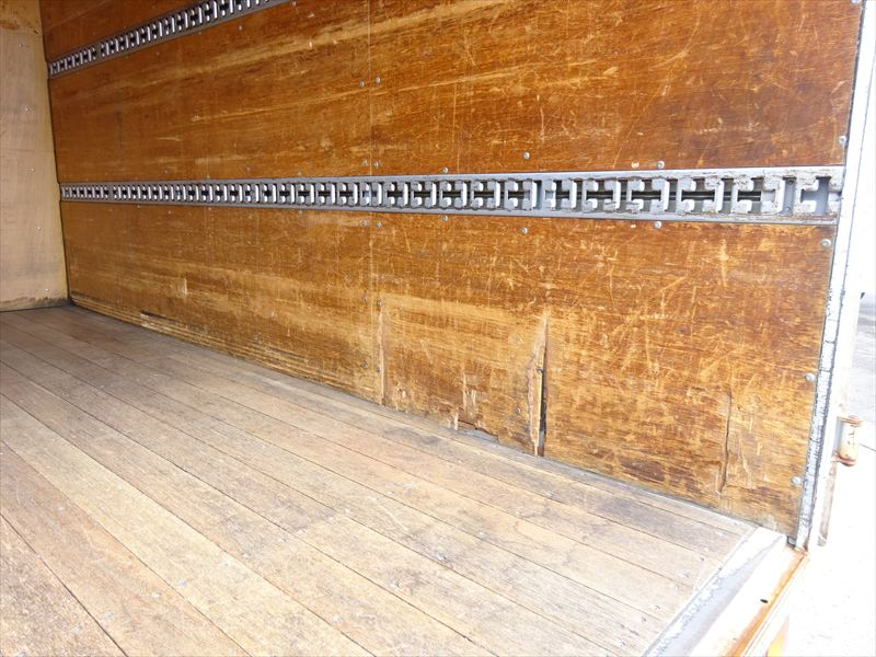 アルミバン 4WD 標準|中古トラックの販売・買取・査定のアイナビ