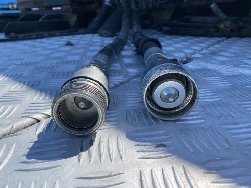 R2年式、クオン、PTO付トレーラ、車検付|中古トラックの販売・買取・査定のアイナビ