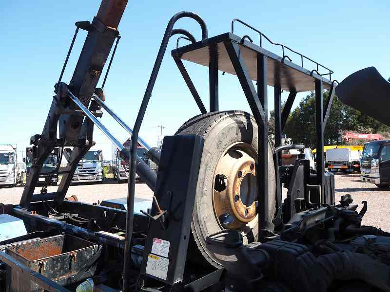 日野レンジャー新明和アームロールツインホイスト|中古トラックの販売・買取・査定のアイナビ