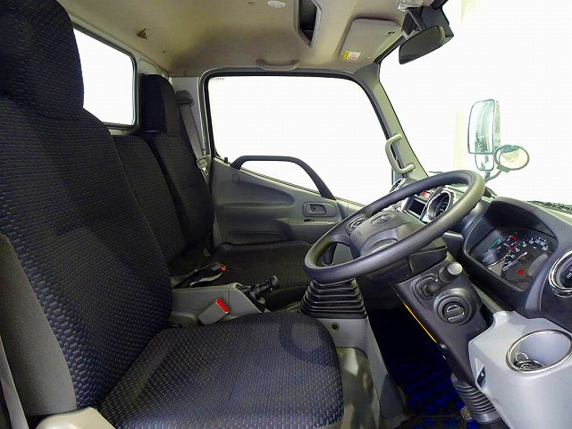 ダイナ2t高床標準ロングタダノ4段クレーン付|中古トラックの販売・買取・査定のアイナビ