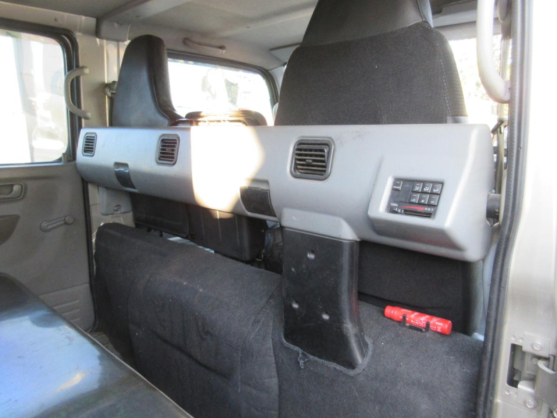 Wキャブ6人乗り 鉄床 ナビ 電格ミラー リヤヒーター|中古トラックの販売・買取・査定のアイナビ