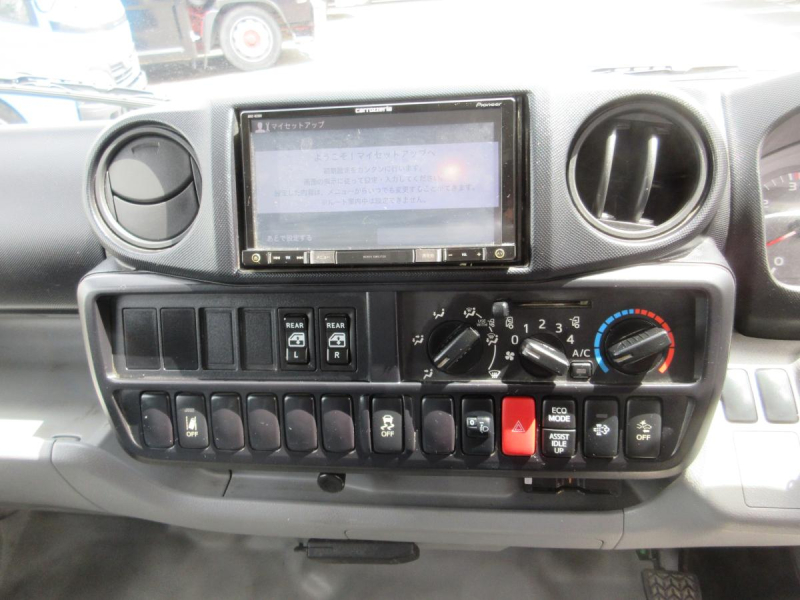 Wキャブ アーム式パワーゲート ナビ|中古トラックの販売・買取・査定のアイナビ