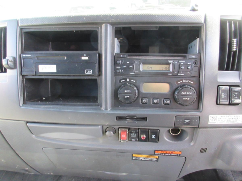 4段クレーン ラジコン付 アルミブロック Rエアサス|中古トラックの販売・買取・査定のアイナビ