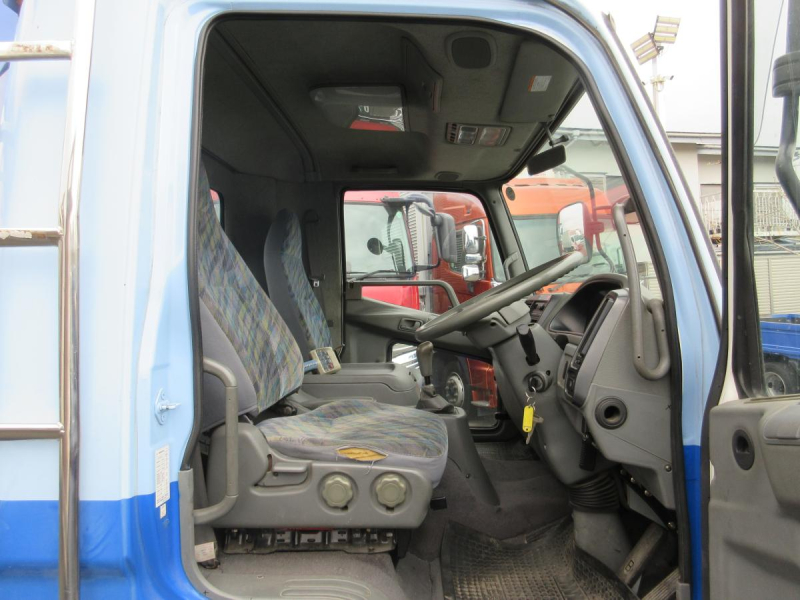 5段クレーンラジコン付 ハイジャッキ 2.9t吊|中古トラックの販売・買取・査定のアイナビ