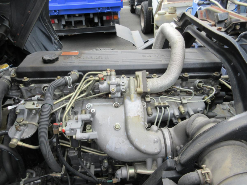 5段クレーンラジコン付 ハイジャッキ 2.9t吊|中古トラックの販売・買取・査定のアイナビ