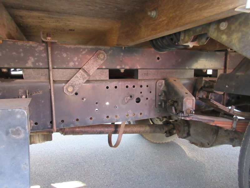 4段クレーン ハイジャッキ 鉄床|中古トラックの販売・買取・査定のアイナビ