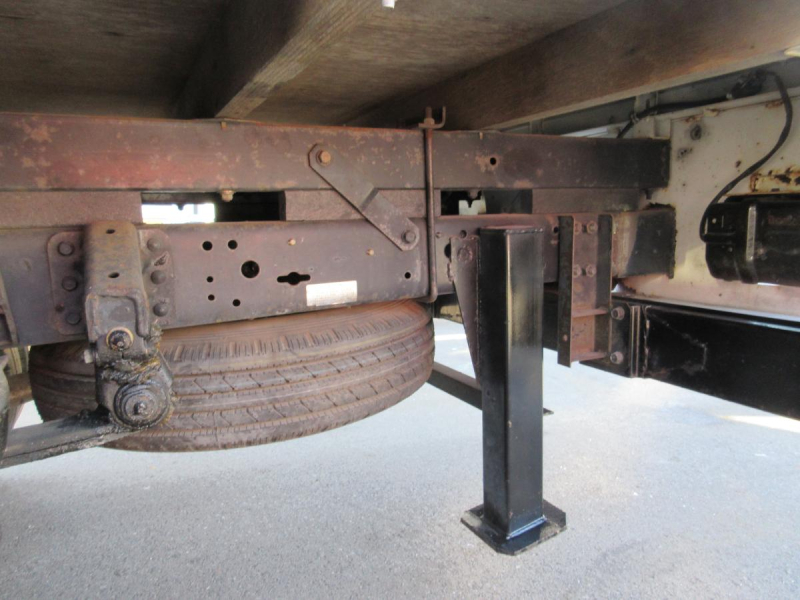 4段クレーン ハイジャッキ 鉄床|中古トラックの販売・買取・査定のアイナビ