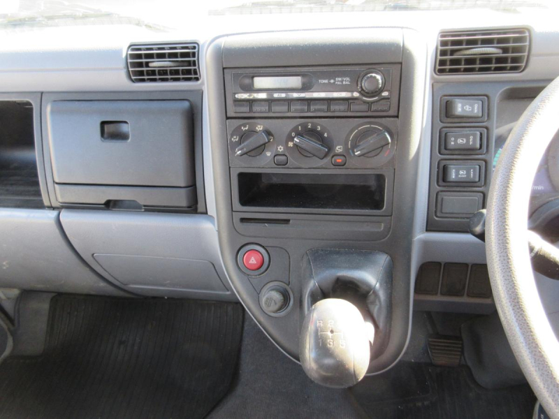 4段クレーン ハイジャッキ 鉄床|中古トラックの販売・買取・査定のアイナビ