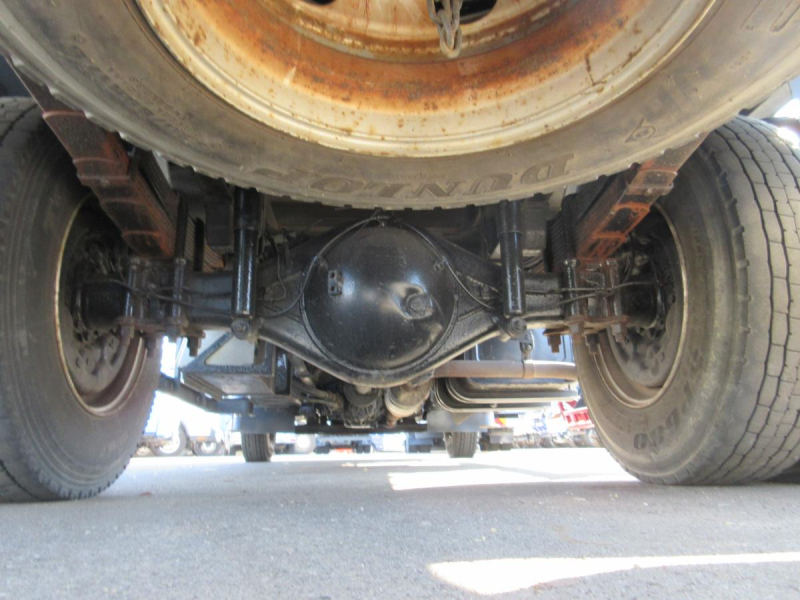 4段クレーン 差し違い ラジコン付 2.9t吊|中古トラックの販売・買取・査定のアイナビ