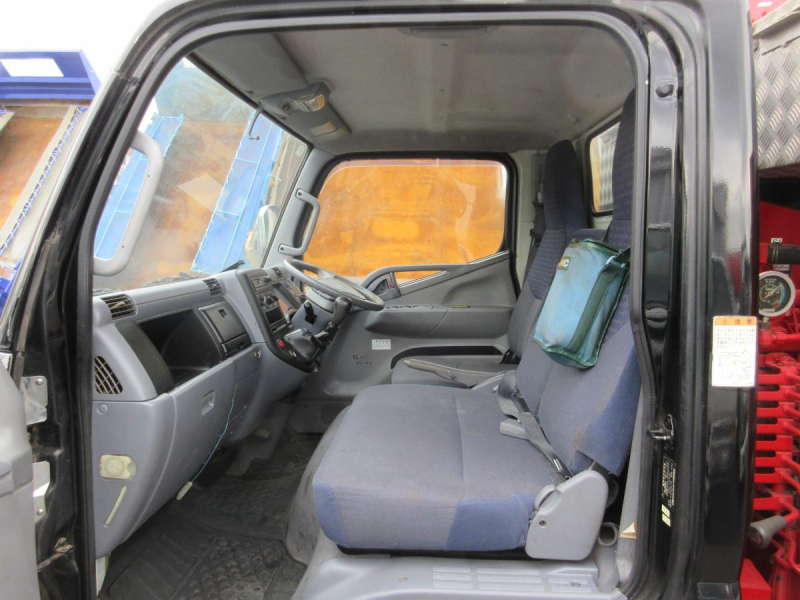 ハイジャッキ 3段クレーン・ラジコン付 2.6t吊|中古トラックの販売・買取・査定のアイナビ