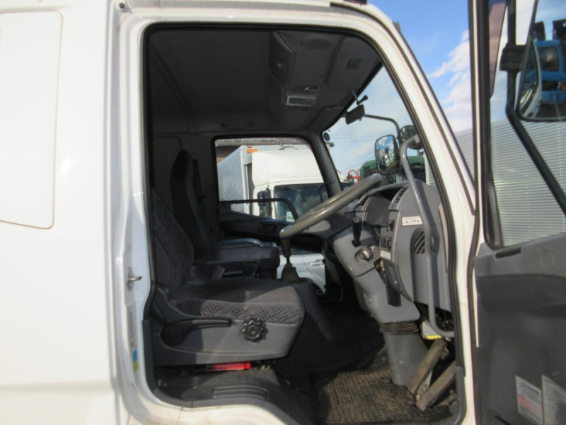 5段クレーン ラジコン付 木床 エアサスシート|中古トラックの販売・買取・査定のアイナビ