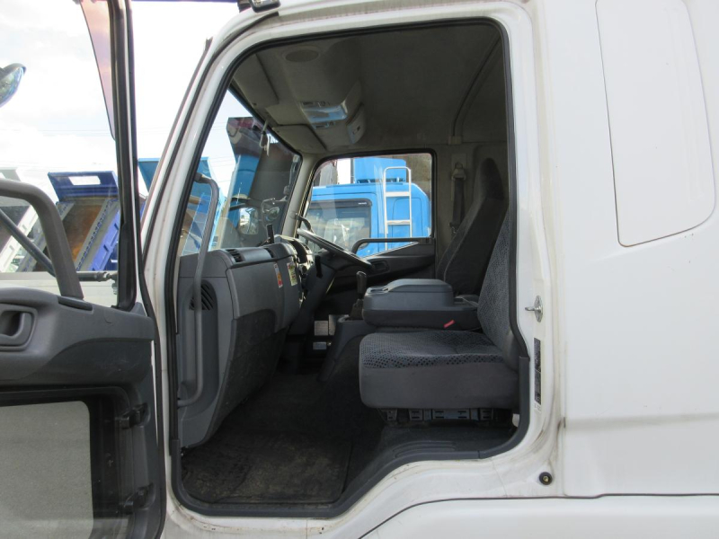 5段クレーン ラジコン付 木床 エアサスシート|中古トラックの販売・買取・査定のアイナビ