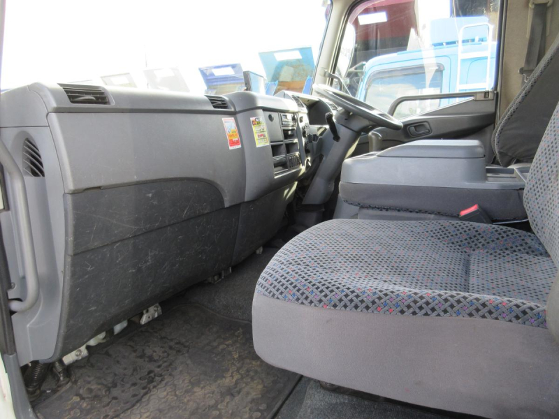 5段クレーン ラジコン付 木床 エアサスシート|中古トラックの販売・買取・査定のアイナビ