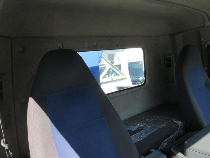 5段クレーンラジコン付 2.9t吊 差し違い 角足|中古トラックの販売・買取・査定のアイナビ