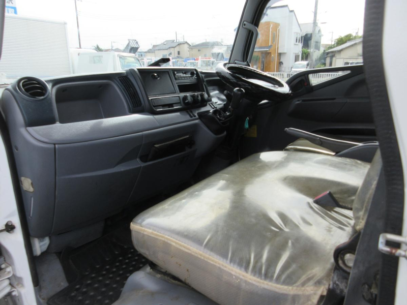 強化ダンプ 三方開 低床フルフラットロー|中古トラックの販売・買取・査定のアイナビ