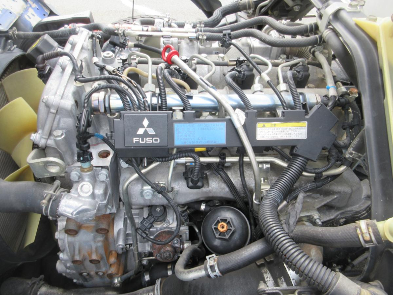 強化ダンプ 三方開 低床フルフラットロー|中古トラックの販売・買取・査定のアイナビ