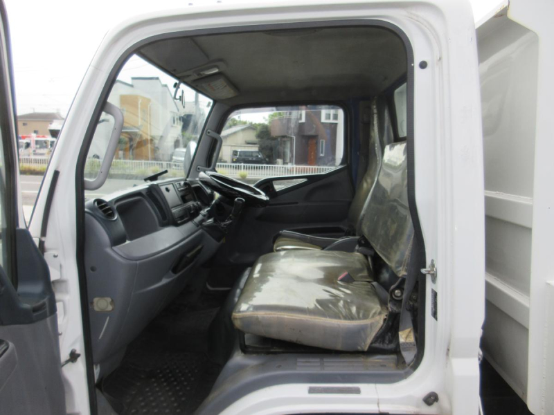 強化ダンプ 三方開 低床フルフラットロー|中古トラックの販売・買取・査定のアイナビ