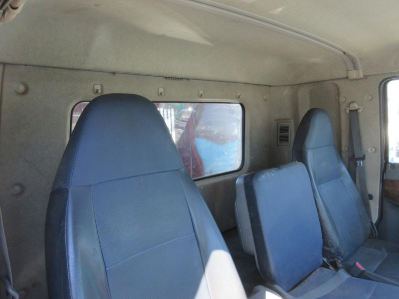 ETC ナビ ベット付き|中古トラックの販売・買取・査定のアイナビ