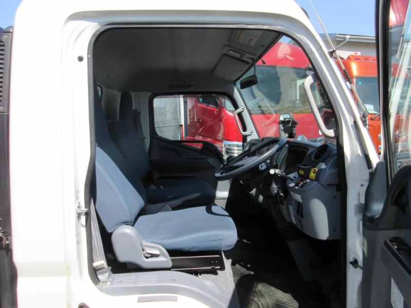 フラトップ ラジコン付 アユミ板(手動) ウィンチ|中古トラックの販売・買取・査定のアイナビ