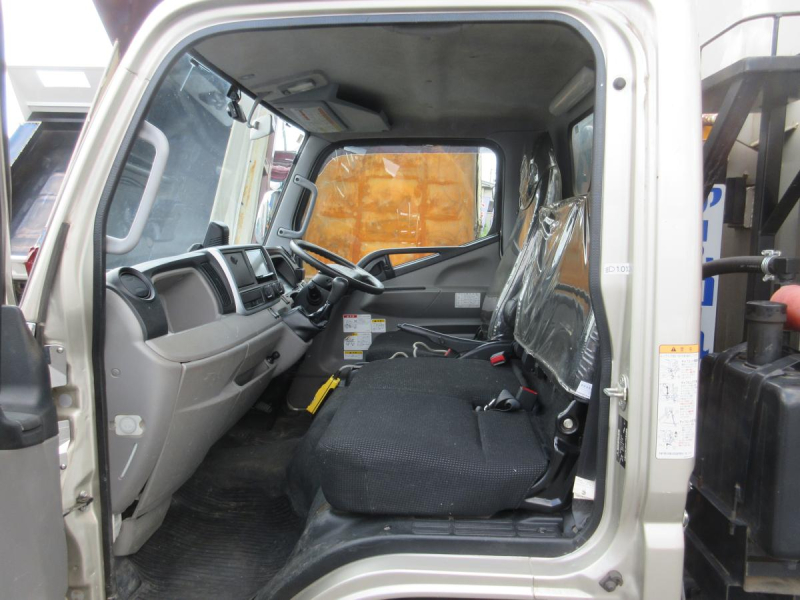 ツインホイスト コンテナ付(6立米)|中古トラックの販売・買取・査定のアイナビ