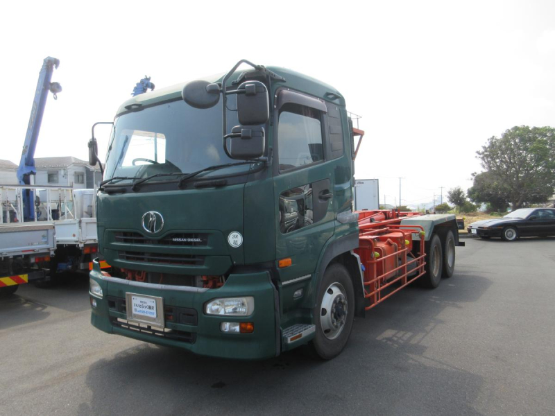 ツインホイスト 2デフ|中古トラックの販売・買取・査定のアイナビ