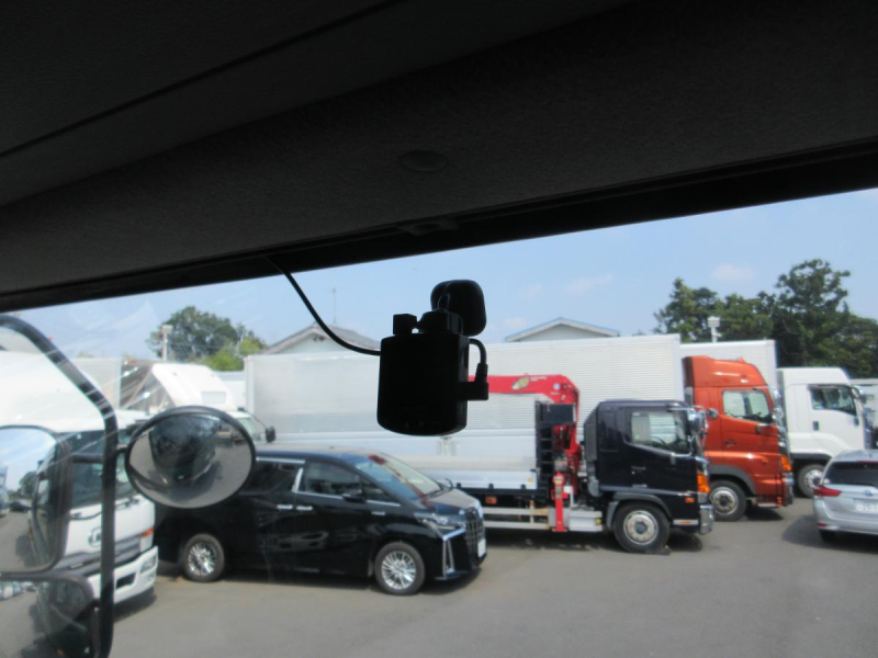 ツインホイスト 2デフ|中古トラックの販売・買取・査定のアイナビ