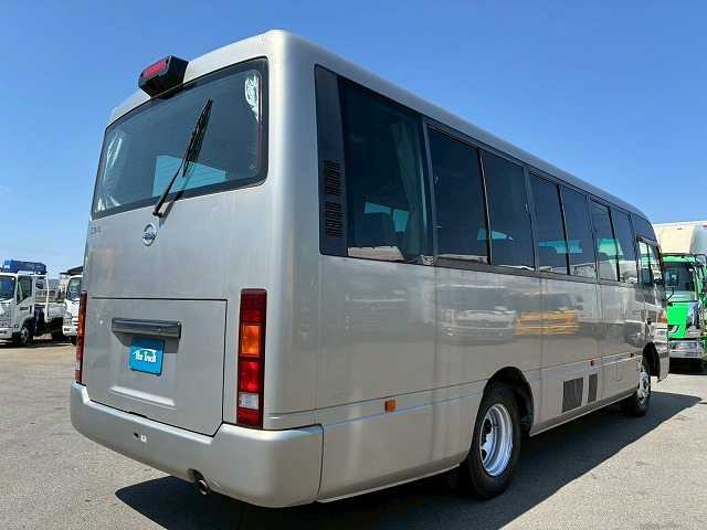 乗車定員29人自動扉オートスイングドアリクライニング|中古トラックの販売・買取・査定のアイナビ