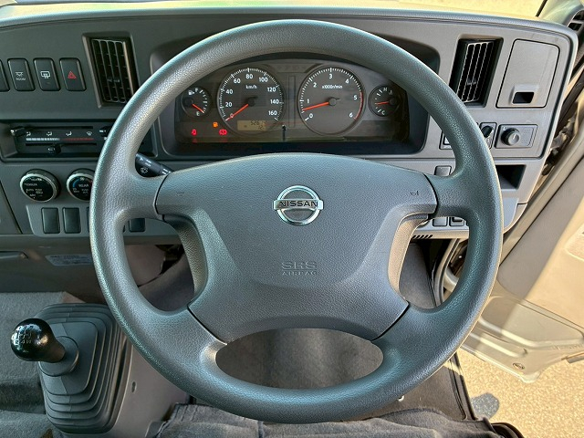 乗車定員29人自動扉オートスイングドアリクライニング|中古トラックの販売・買取・査定のアイナビ