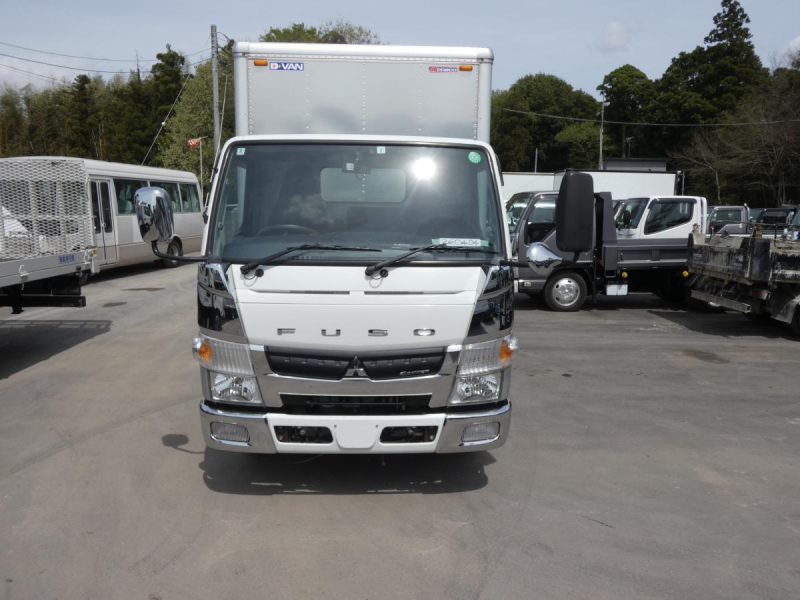 H28　2トン パネルバン|中古トラックの販売・買取・査定のアイナビ