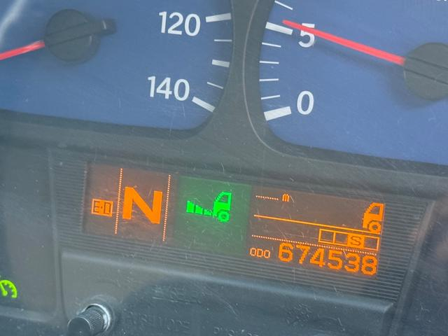 UDトラックス ウイング車 クオン|中古トラックの販売・買取・査定のアイナビ