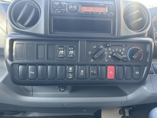 トヨタ|中古トラックの販売・買取・査定のアイナビ