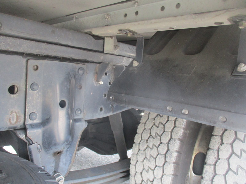 H28エルフアルミバン抹消時積載2t総重量5t未満|中古トラックの販売・買取・査定のアイナビ