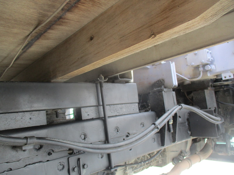 H15エルフタダノ製4段セルフクレーン検付ラジフック積載3.5t|中古トラックの販売・買取・査定のアイナビ