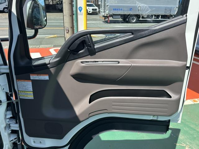 三菱ふそう キャンター|中古トラックの販売・買取・査定のアイナビ