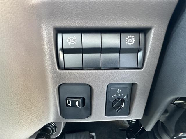 三菱ふそう キャンター|中古トラックの販売・買取・査定のアイナビ