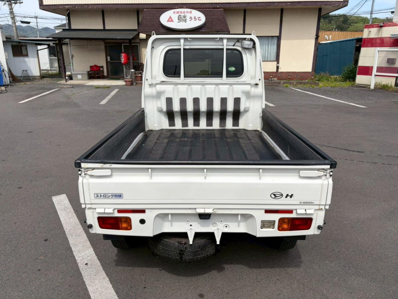 エクストラ4WDアルミホイールエアコン車検付き(R8/7/14)|中古トラックの販売・買取・査定のアイナビ