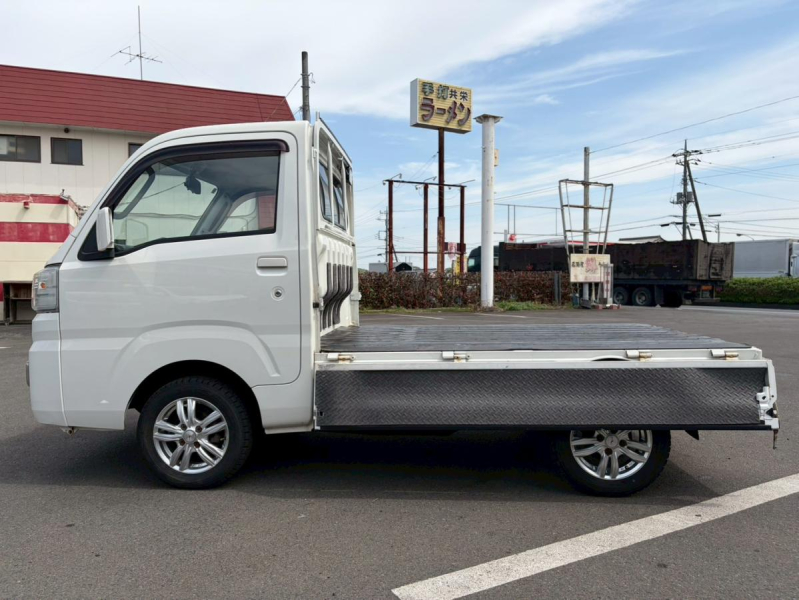 エクストラ4WDアルミホイールエアコン車検付き(R8/7/14)|中古トラックの販売・買取・査定のアイナビ