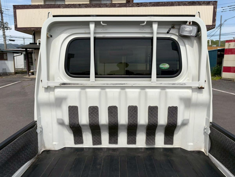 エクストラ4WDアルミホイールエアコン車検付き(R8/7/14)|中古トラックの販売・買取・査定のアイナビ