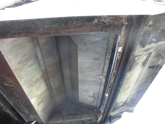 回転ダンプ式パッカー車ワイド3Tクラス塵芥車新明和清掃車|中古トラックの販売・買取・査定のアイナビ