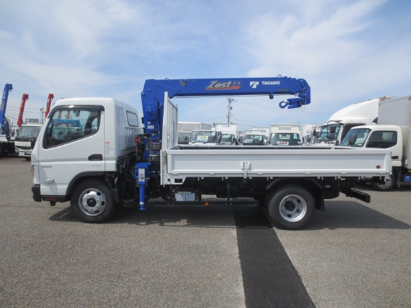 三菱キャンター4段ラジコンクレーン付|中古トラックの販売・買取・査定のアイナビ